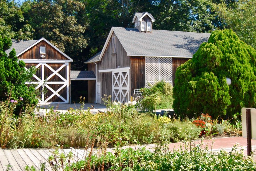 barns crisscross.jpg