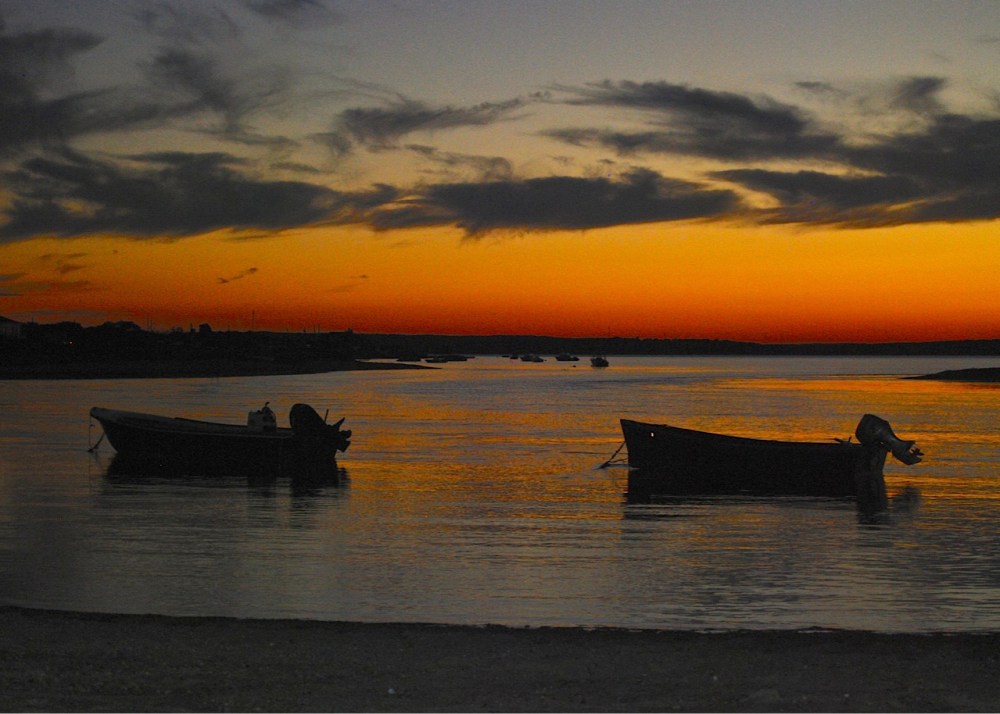 sunset boats